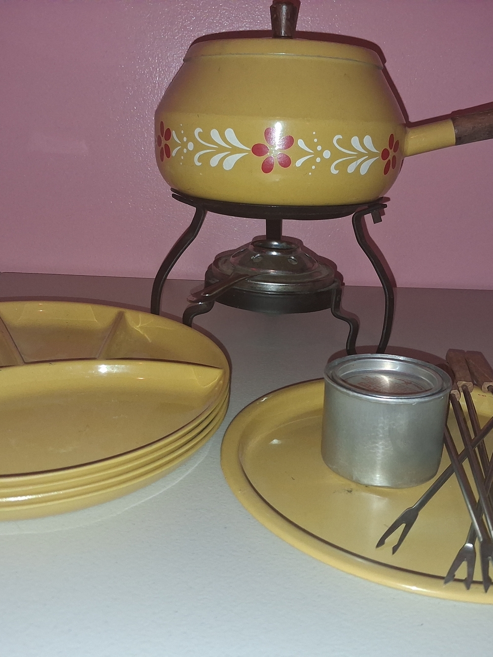 Imperial International Enamel Fondue Set - Harvest Gold Floral - Pot, Stand, & M